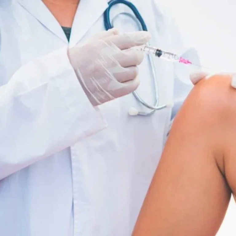 para-que-serve-infiltracao-de-acido-hialuronico-no-joelho-1024x536